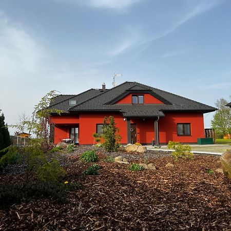 Slapy  House&Garden&Poolヴィラ エクステリア 写真