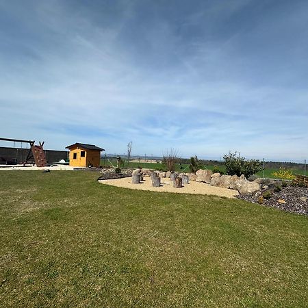 Slapy  House&Garden&Poolヴィラ エクステリア 写真